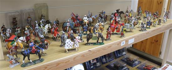 One hundred Del Prado knights on horseback and magazines